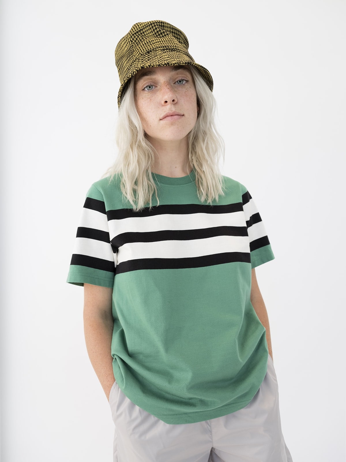 lola plaid knit bucket hat